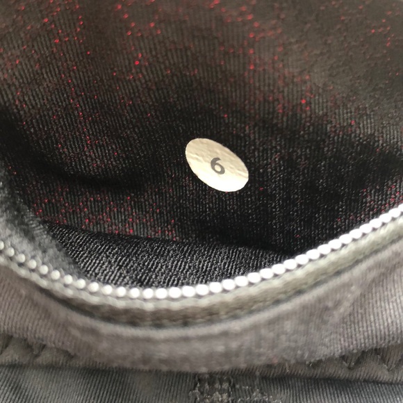 Lululemon leggings size 6 women’s - Picture 4 of 9